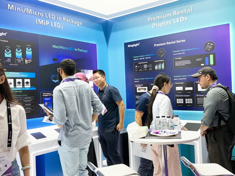 GALAXY銀河展位吸引客戶駐足